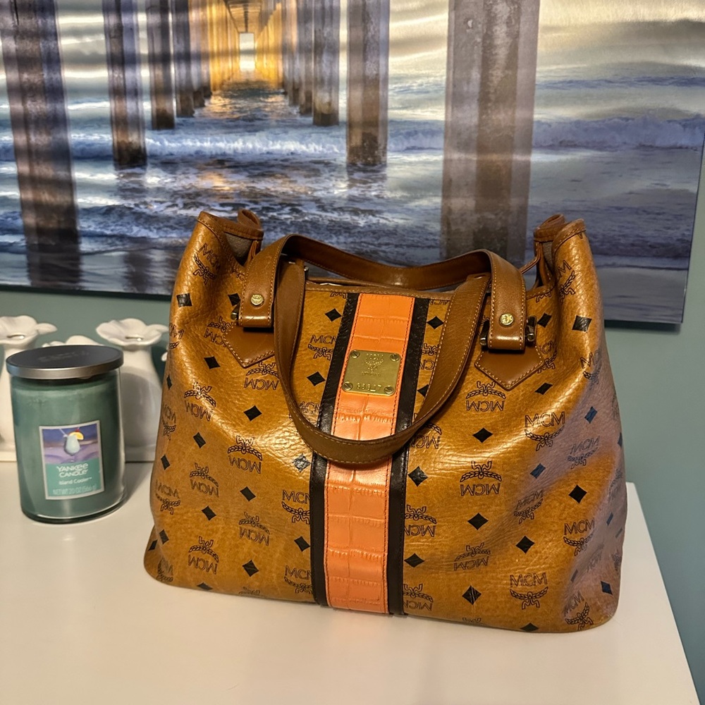 MCM Visetos Tote (medium size)